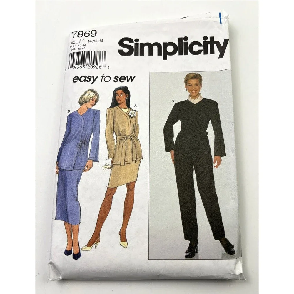 Lot of 6 Sewing Patterns Womens Mixed Lot Simplicity/McCalls/Easy/Style